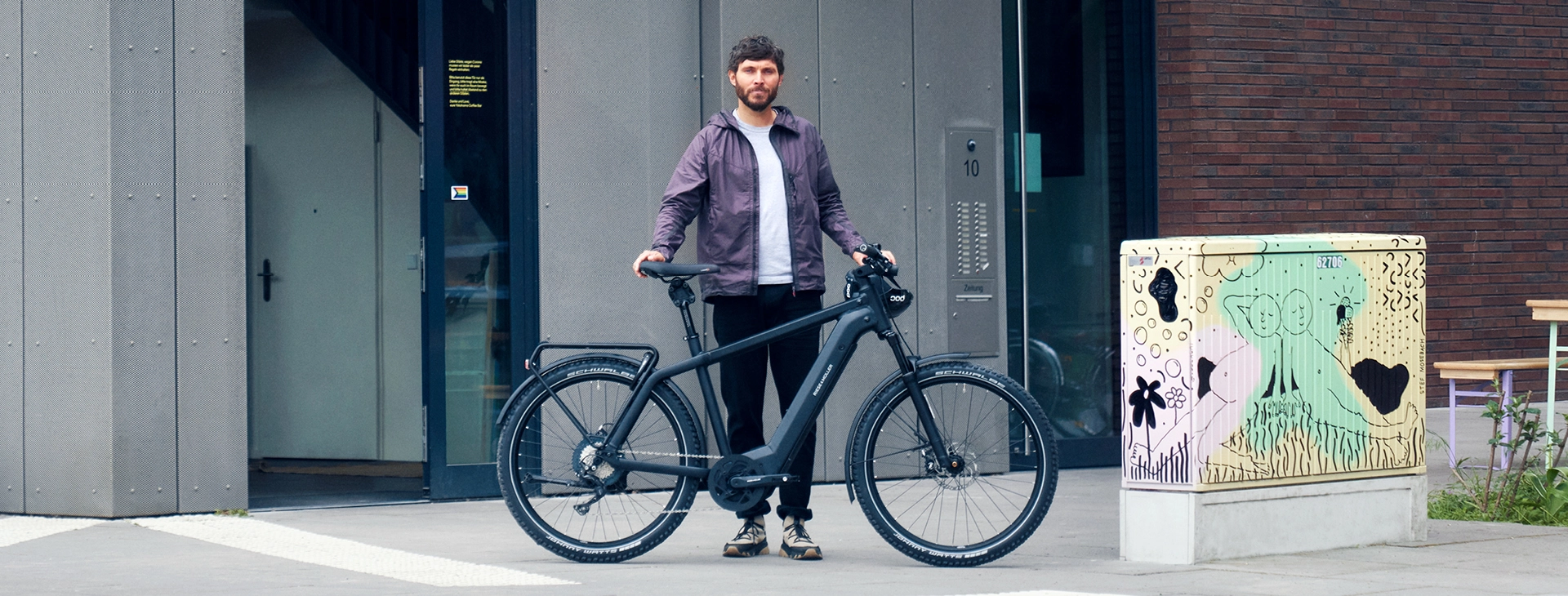 Fille en vélo